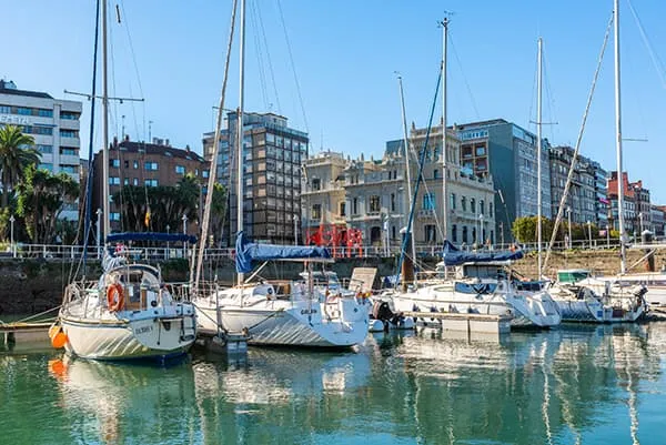 Puerto Deportivo de Gijón, marina in Gijón, Spain — photo 3