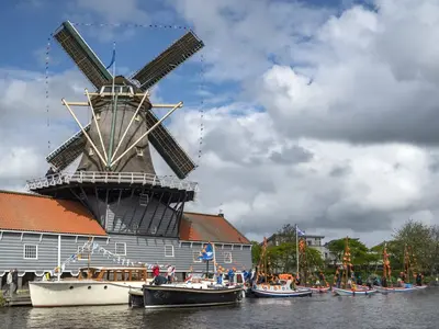 Plaspoelhaven, marina in Leidschendam, Netherlands — photo 4
