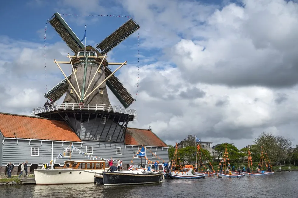 Plaspoelhaven, marina in Leidschendam, Netherlands — photo 4
