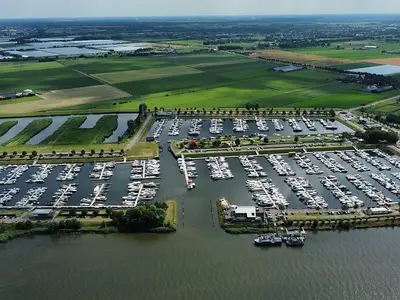 Jachthaven Biesbosch, marina in Drimmelen, Netherlands — photo 5