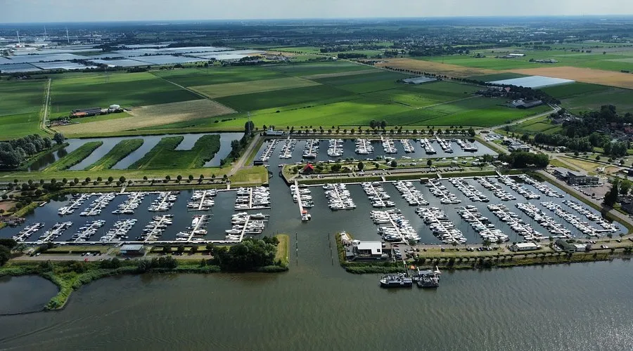 Jachthaven Biesbosch, marina in Drimmelen, Netherlands — photo 5
