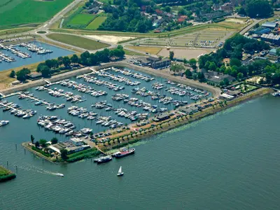 Jachthaven Biesbosch, marina in Drimmelen, Netherlands — photo 3