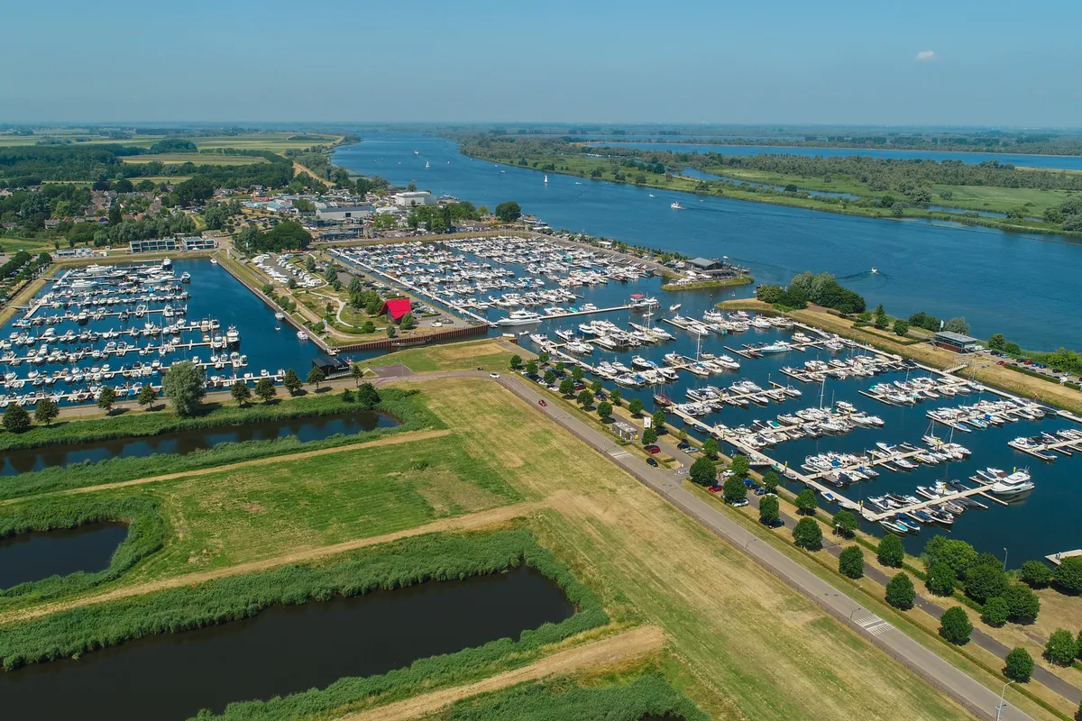 Jachthaven Biesbosch, marina in Drimmelen, Netherlands — photo 2