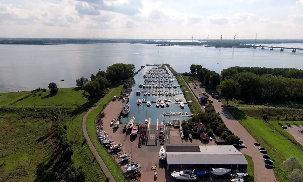 WSV Numansdorp, marina in Numansdorp, Netherlands — photo 4