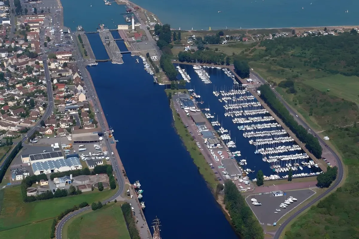 Port de Plaisance de Ouistreham, marina in Ouistreham, France — photo 5
