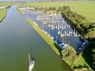 Havens Zuid Marina in Offingawier, Netherlands — photo 2