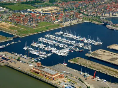 Chatham Maritime Marina in Gillingham, United Kingdom — photo 3