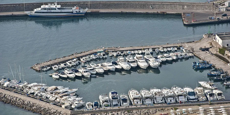 Porto di Terracina, marina in Terracina, Italy — photo 2
