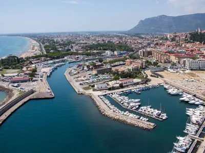 Porto di Terracina, marina in Terracina, Italy — photo 3
