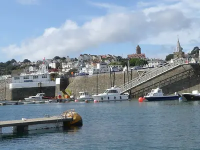 Albert Marina