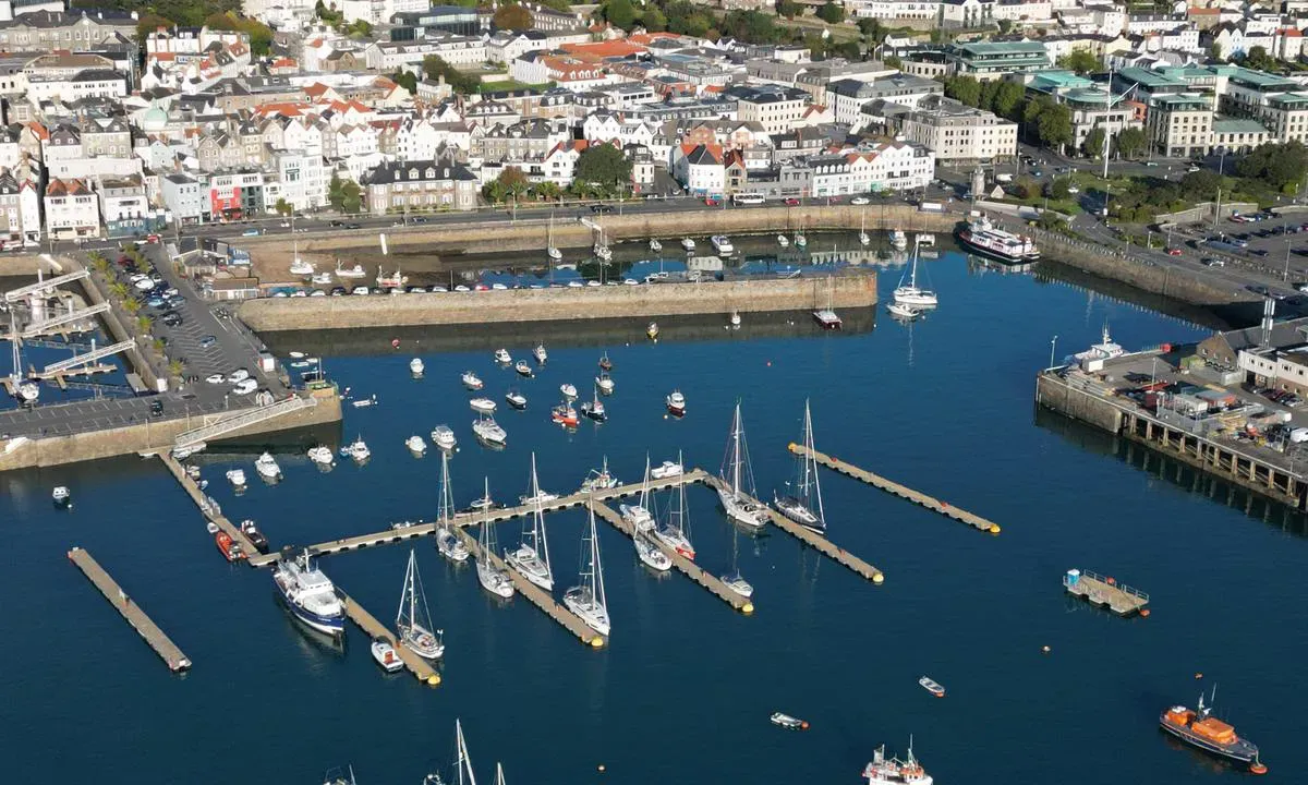 Albert Marina in St Peter Port, Guernsey — photo 4