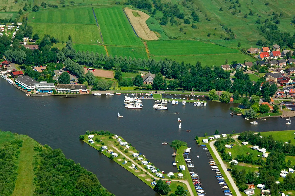 Passantenhaven Earnewâld, marina in Earnewâld, Netherlands — photo 2