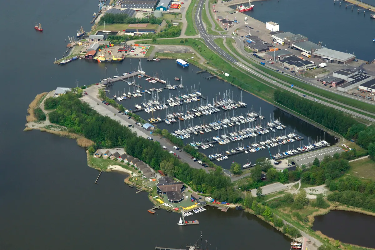 Noordergat Marina in Lauwersoog, Netherlands — photo 4
