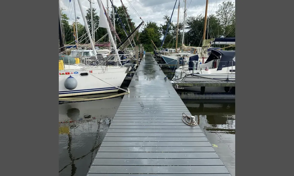 Noordergat Marina in Lauwersoog, Netherlands — photo 5