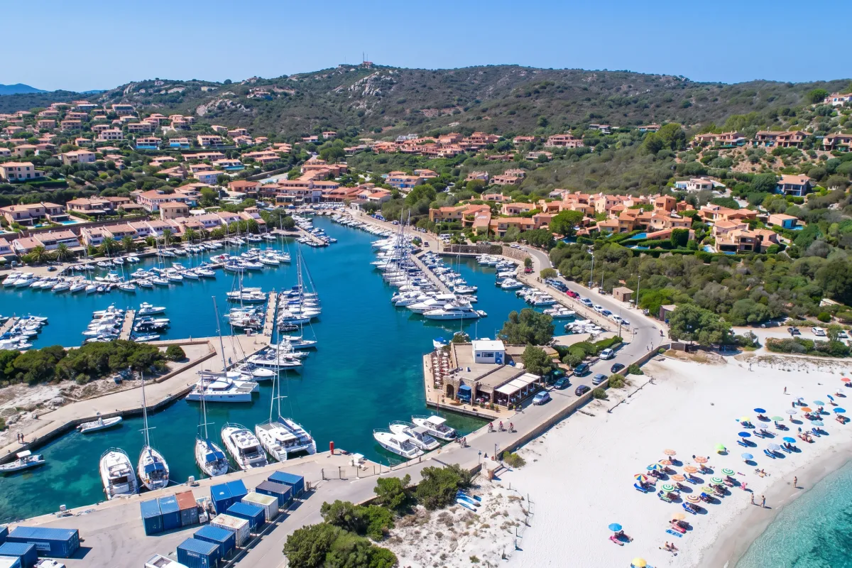 Ottiolu Marina in Ottiolu, Italy — photo 8