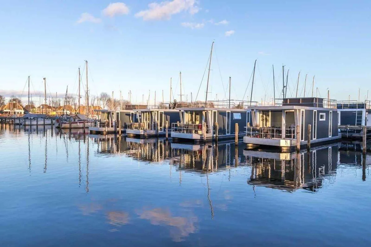 Binnenhaven, marina in Zoutkamp, Netherlands — photo 6