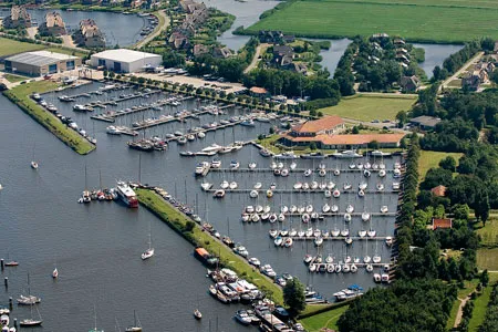 Binnenhaven, marina in Zoutkamp, Netherlands — photo 3