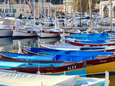 Port de la Santé, marina in Villefranche-sur-Mer, France — photo 4