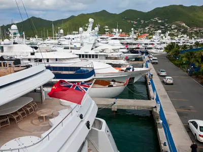 Yacht Club at Isle del Sol, marina in Simpson Bay, Sint Maarten — photo 5