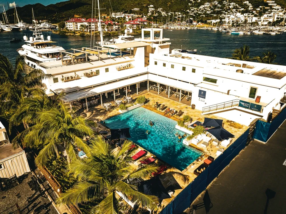 Yacht Club at Isle del Sol, marina in Simpson Bay, Sint Maarten — photo 9