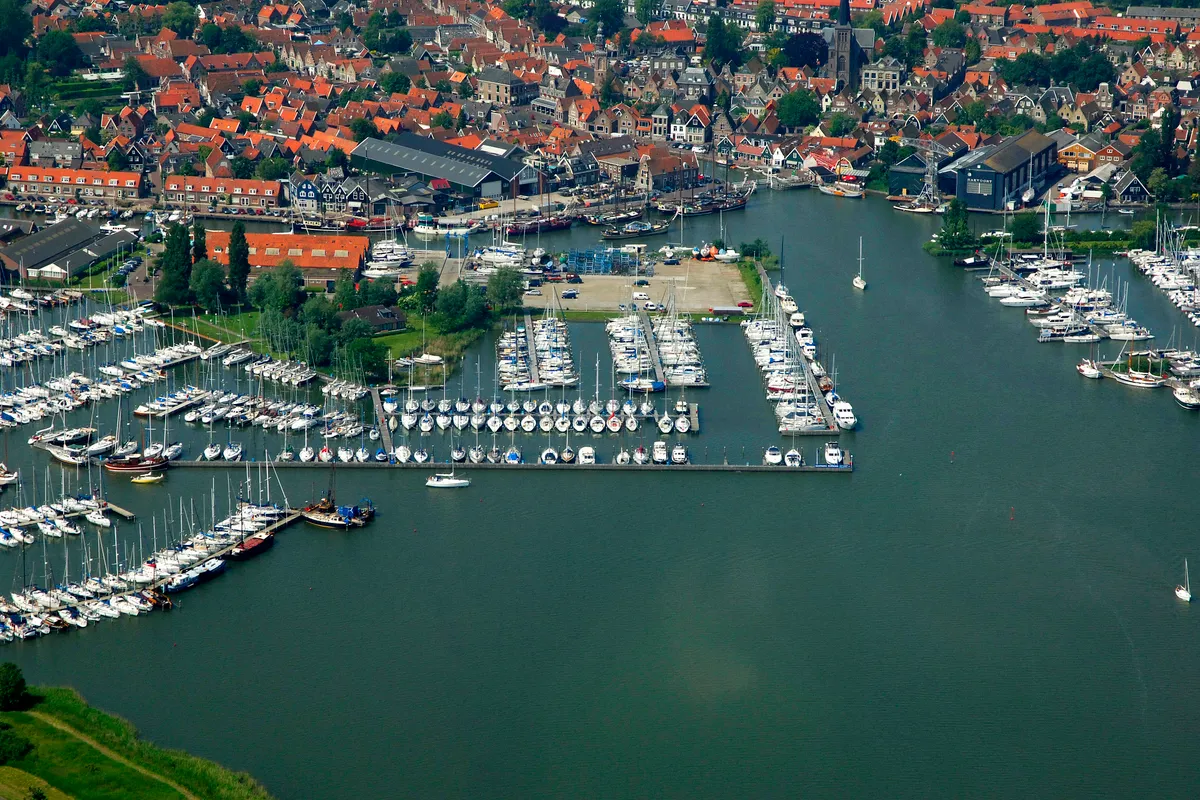 Waterland Marina in Monnickendam, Netherlands — photo 2