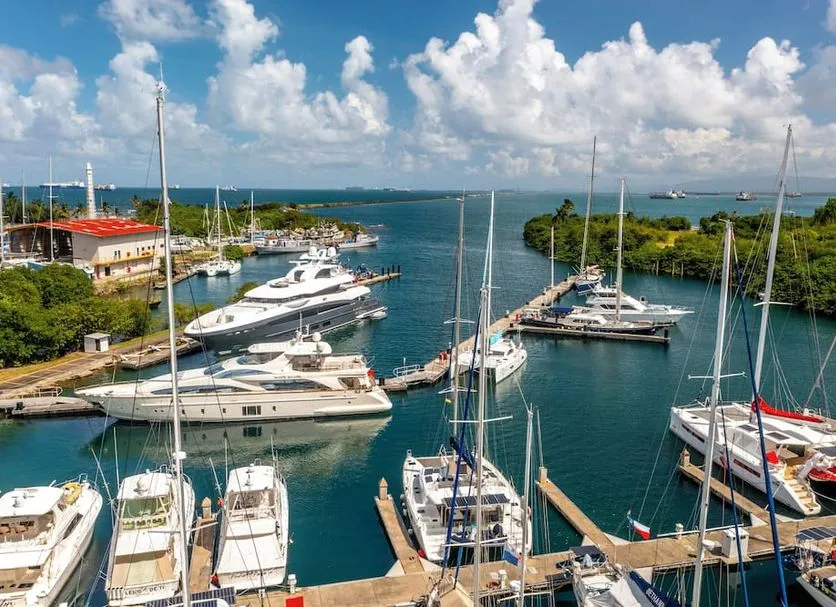 Shelter Bay Marina in Cristóbal, Panama — photo 5