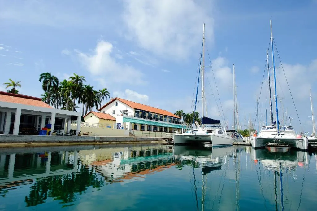 Shelter Bay Marina in Cristóbal, Panama