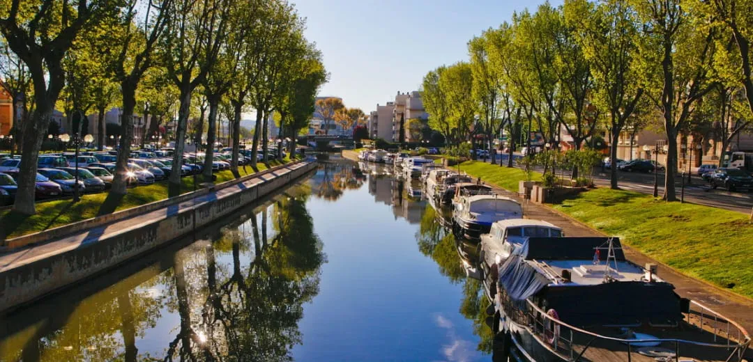 Port Occitanie, marina in Argens-Minervois, France — photo 2
