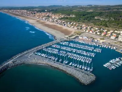 Port Occitanie, marina in Argens-Minervois, France — photo 3