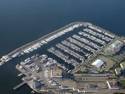Ataköy Marina in Bakırköy, Turkey — photo 4