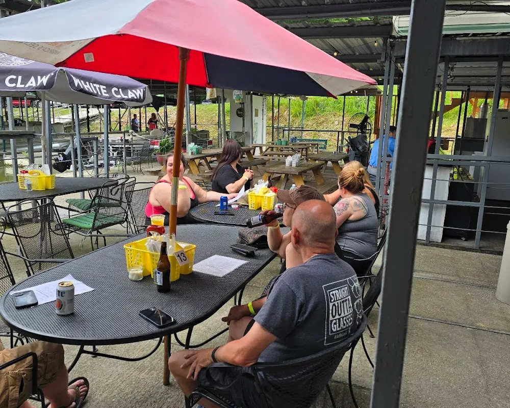 Benson Marina/ Bar and Grill, marina in Frankfort, United States