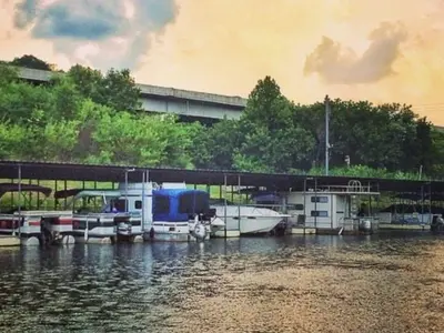 Benson Marina/ Bar and Grill, marina in Frankfort, United States — photo 2