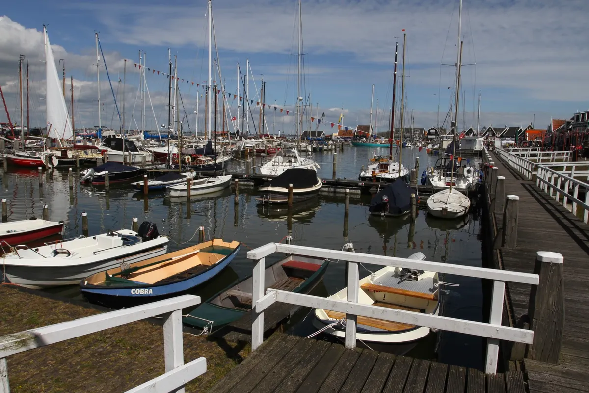 Marken Harbour, marina in Marken, Netherlands — photo 2