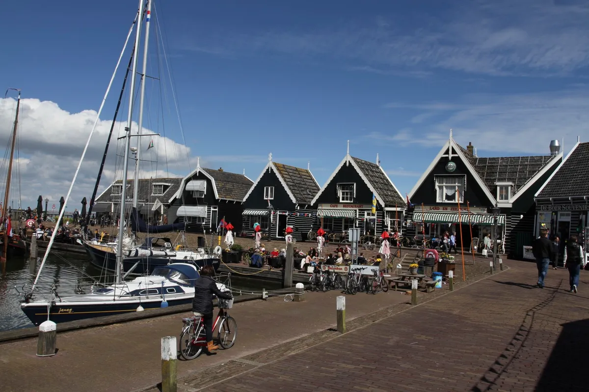 Marken Harbour, marina in Marken, Netherlands — photo 4
