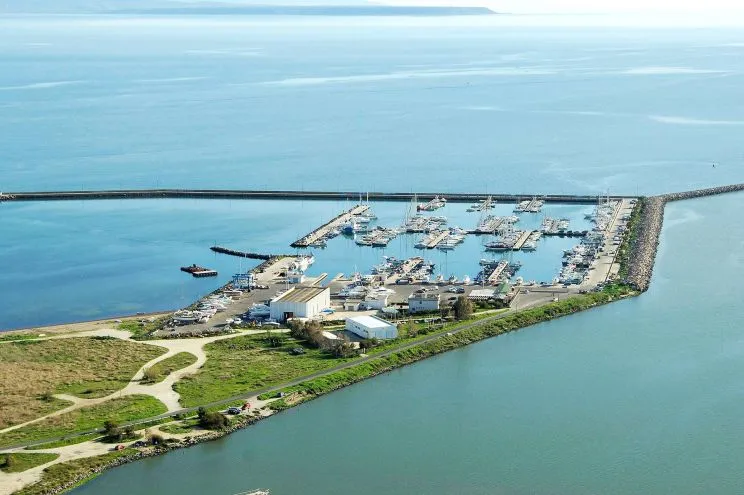 Porto Turistico di Oristano - Marina di Torregrande in Cabras, Italy — photo 6