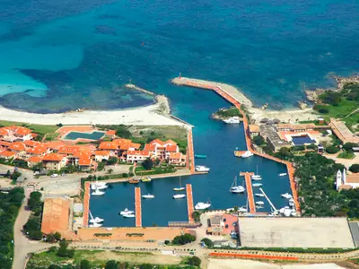 Porto Marana, marina in Figari/Golfo Aranci, Italy — photo 3