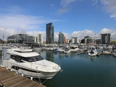 Ocean Village Marina in Southampton, United Kingdom — photo 2