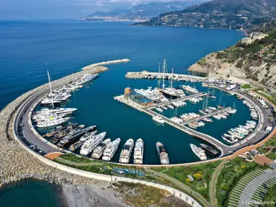 Cala del Forte, marina in Ventimiglia, Italy — photo 3