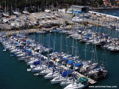 Ayvalık Marina in Ayvalık, Turkey — photo 2