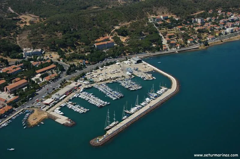 Ayvalık Marina in Ayvalık, Turkey — photo 3