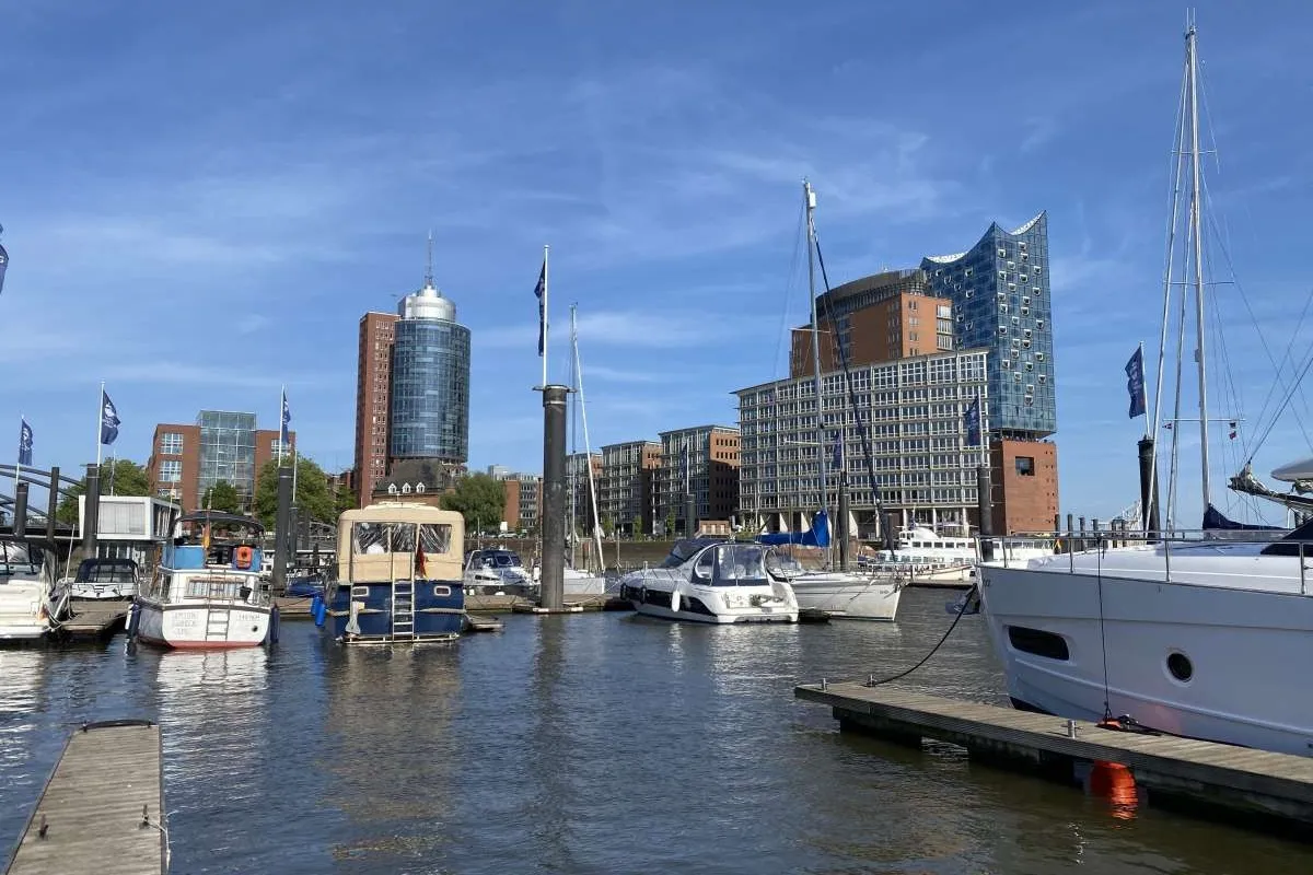 City Sporthafen Hamburg, marina in Hamburg, Germany — photo 9