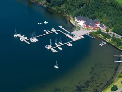 Dyvig Bro Marina
