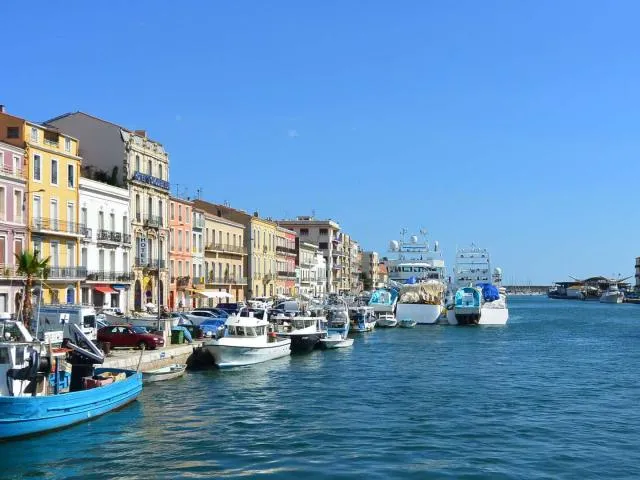 Port des Quilles, marina in Sète, France — photo 4