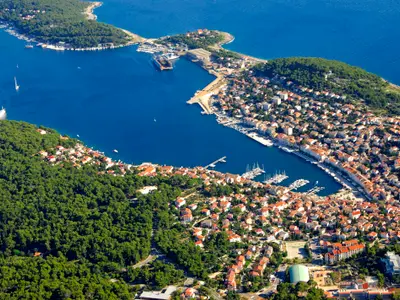 Ankerplatz Ilovik, marina in Veli Lošinj, Croatia — photo 4
