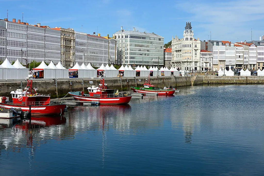 Dársena da Mariña, marina in A Coruña, Spain — photo 3