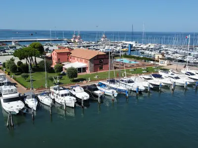 Porto Turistico Sporting Club Darsena le Saline, marina in Chioggia, Italy — photo 2