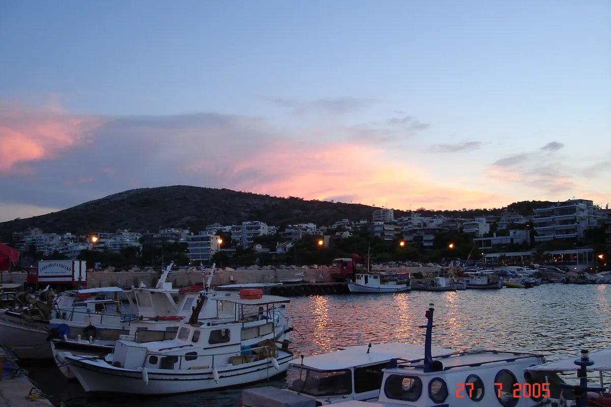 Varkiza Fish harbour, marina in Vari Municipal Unit, Greece — photo 4