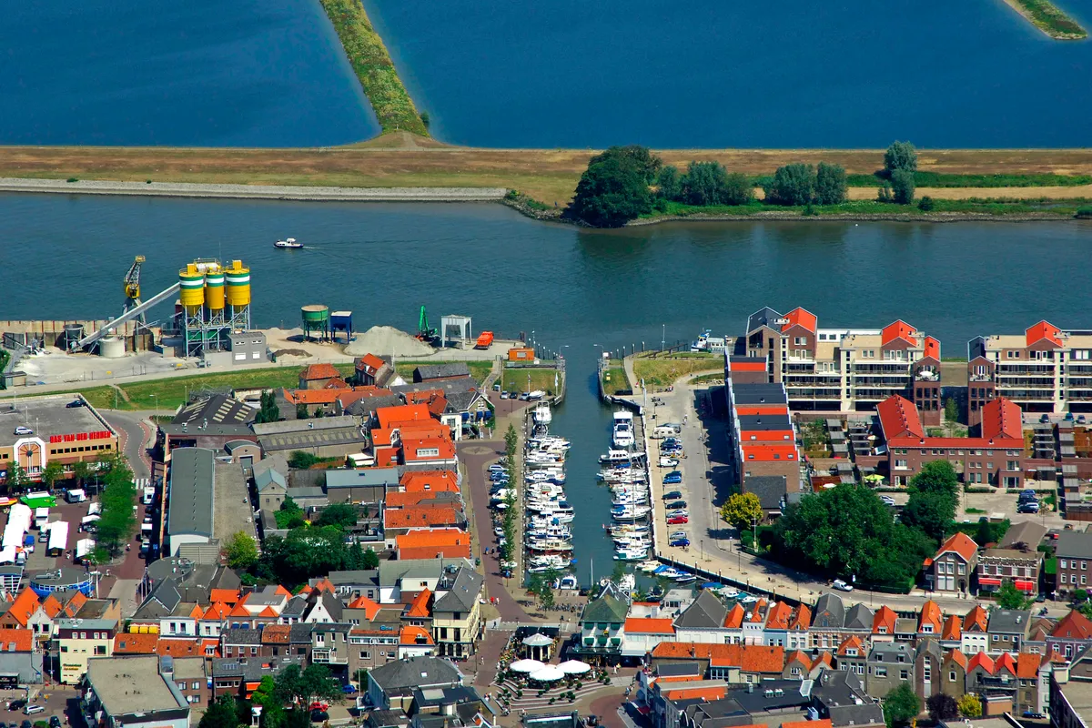 WSV Het Spui, marina in Oud-Beijerland, Netherlands — photo 4