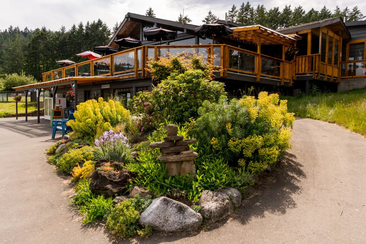 Port Browning Marina in Southern Gulf Islands Electoral Area, Canada — photo 7