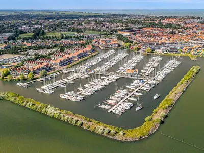 WV Volendam Marina in Volendam, Netherlands — photo 2